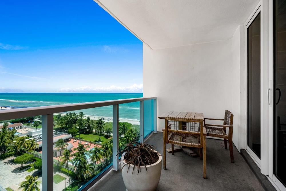 Oceanview Private Condo at 1 Hotel & Homes -1115